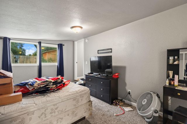 7696 Happy Valley Road, Anderson, CA 96007