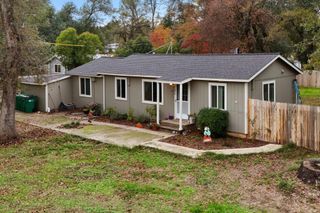 7696 Happy Valley Road, Anderson, CA 96007