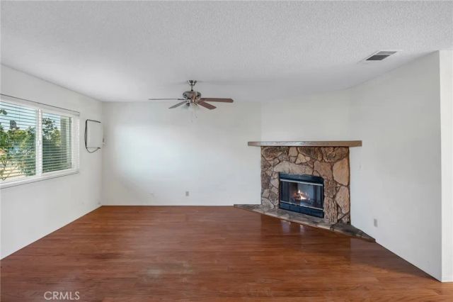 10966 Neola Road, Apple Valley, CA 92308