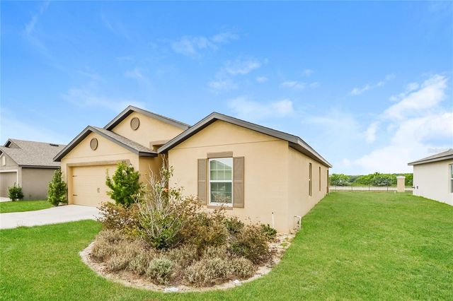1635 SWAN LAKE CIRCLE, Dundee, FL 33838