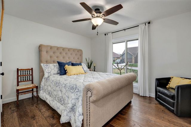 3455 W Beechwood Street, Springfield, MO 65807