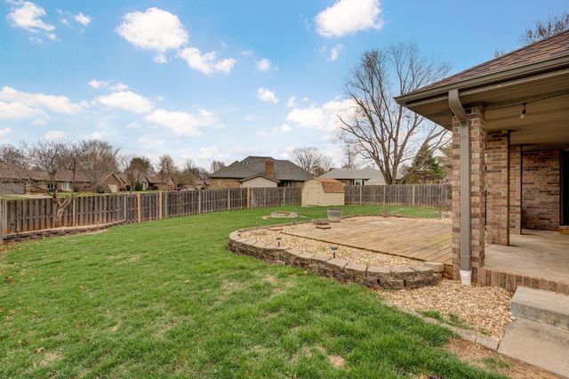 3455 W Beechwood Street, Springfield, MO 65807