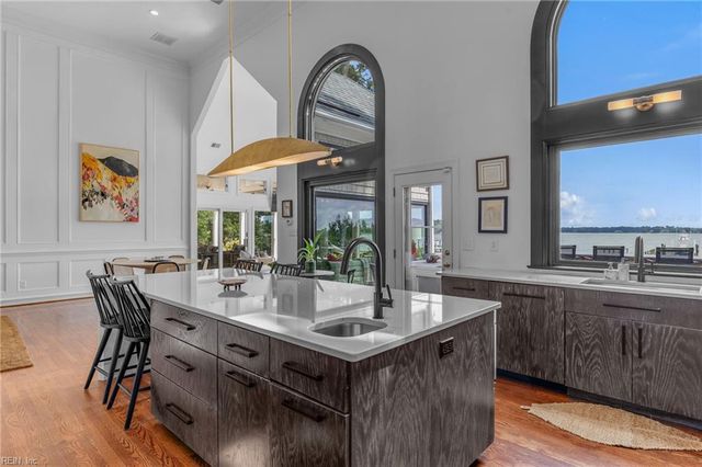 1706 South Woodside LN, Virginia Beach, VA 23454