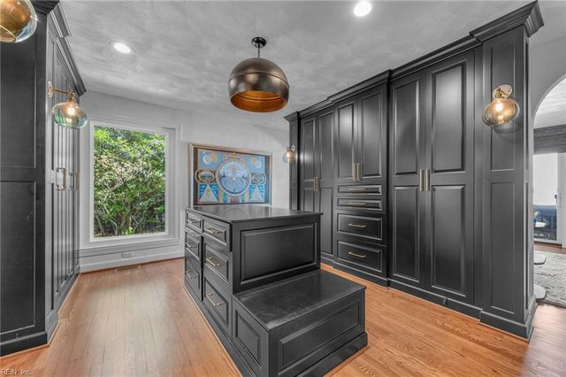 1706 South Woodside LN, Virginia Beach, VA 23454
