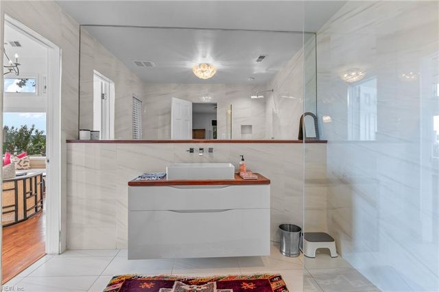 1706 South Woodside LN, Virginia Beach, VA 23454
