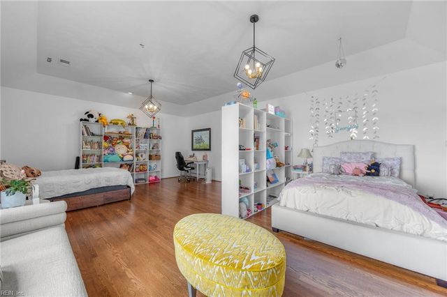 1706 South Woodside LN, Virginia Beach, VA 23454