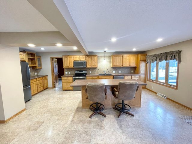 411 Vernon Avenue, Morgan, MN 56266