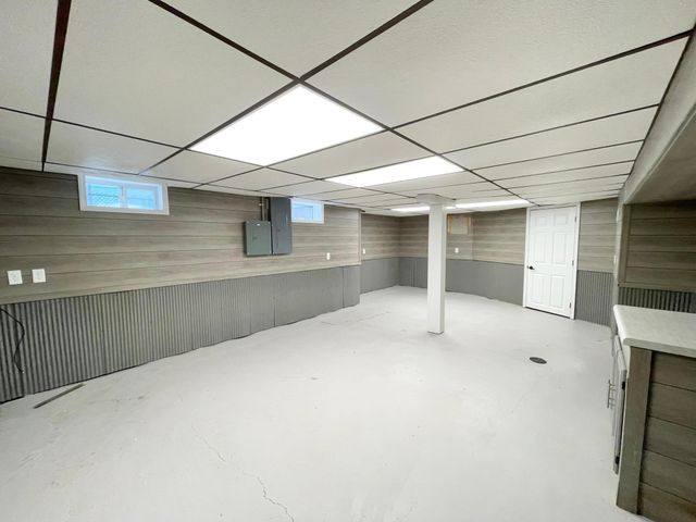 411 Vernon Avenue, Morgan, MN 56266