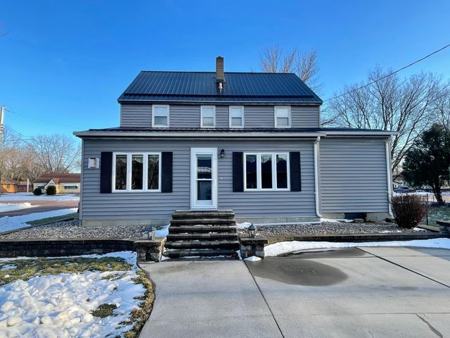 411 Vernon Avenue, Morgan, MN 56266