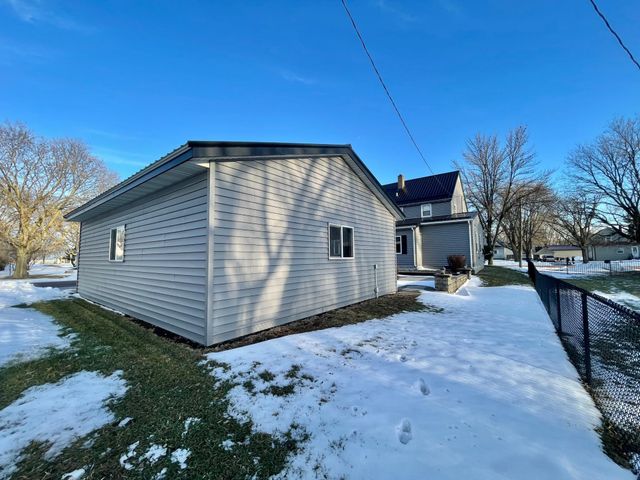 411 Vernon Avenue, Morgan, MN 56266