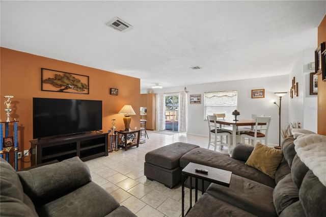 2125 NE 54TH STREET, Ocala, FL 34479