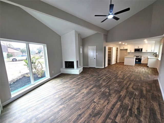 10846 Kirktown Drive, Houston, TX 77089