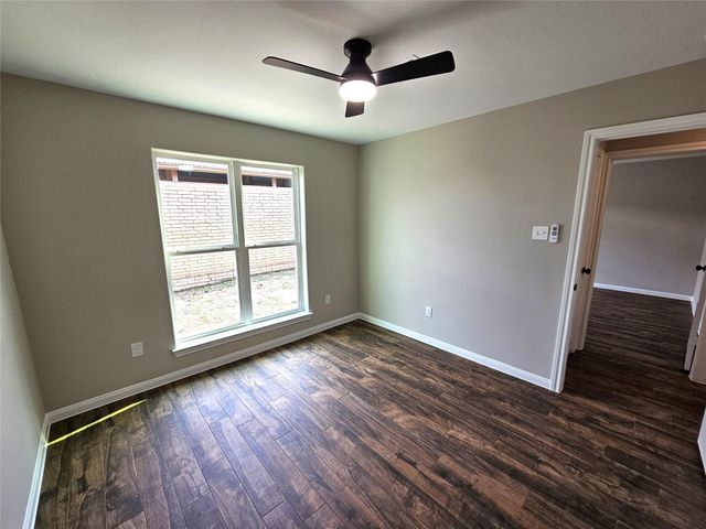 10846 Kirktown Drive, Houston, TX 77089