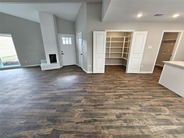 10846 Kirktown Drive, Houston, TX 77089