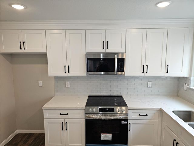 10846 Kirktown Drive, Houston, TX 77089