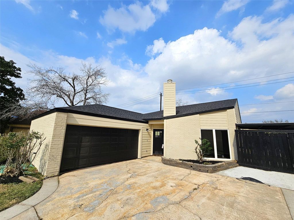 10846 Kirktown Drive, Houston, TX 77089