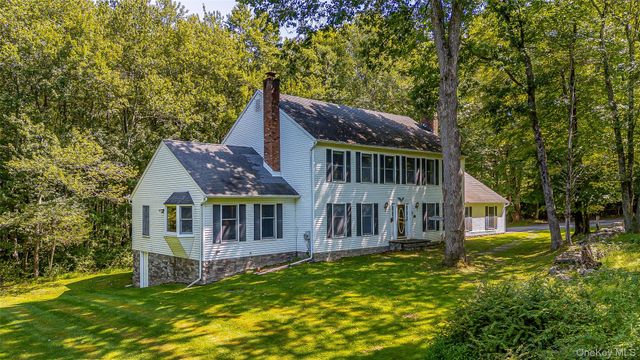 5 Red Fox Run, Chester, NY 10918