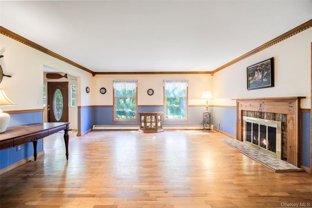 5 Red Fox Run, Chester, NY 10918