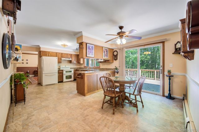 5 Red Fox Run, Chester, NY 10918