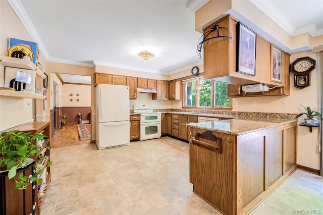 5 Red Fox Run, Chester, NY 10918