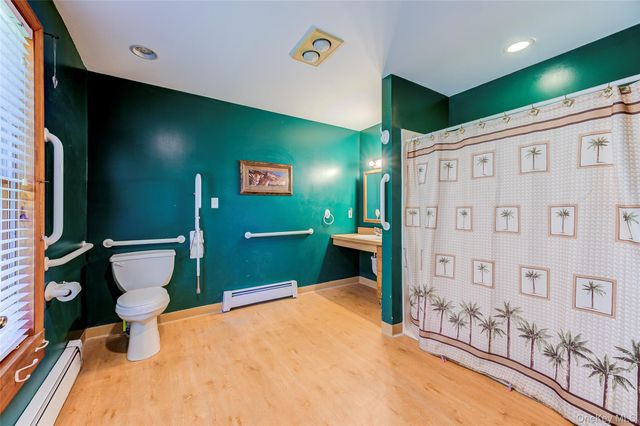 5 Red Fox Run, Chester, NY 10918