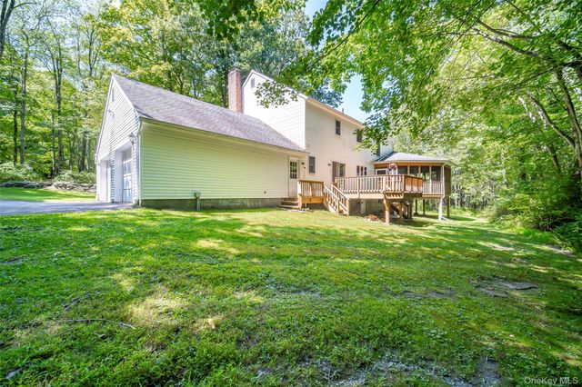 5 Red Fox Run, Chester, NY 10918