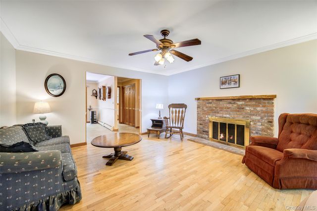 5 Red Fox Run, Chester, NY 10918
