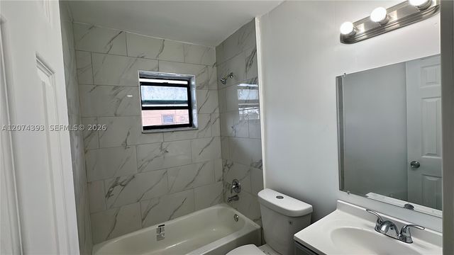 59 W 26th St 8, Hialeah, FL 33010