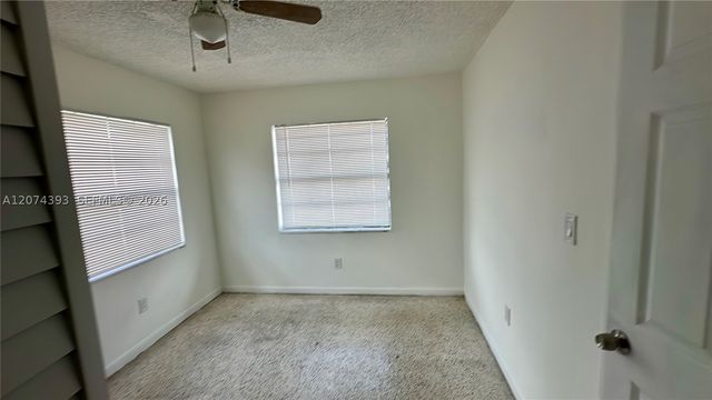 59 W 26th St 8, Hialeah, FL 33010