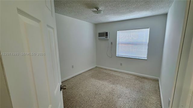 59 W 26th St 8, Hialeah, FL 33010