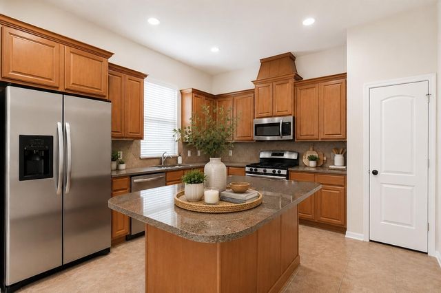 5 Cheswood Manor Drive, The Woodlands, TX 77382