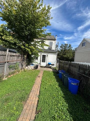 274 Sitgreaves St, Phillipsburg Town, NJ 08865