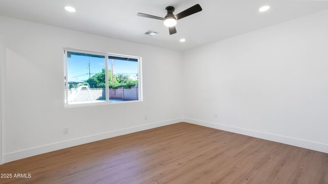 8829 N 17TH Avenue, Phoenix, AZ 85021