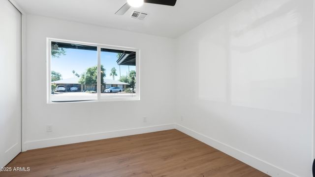 8829 N 17TH Avenue, Phoenix, AZ 85021