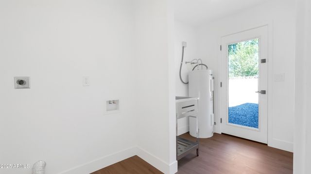 8829 N 17TH Avenue, Phoenix, AZ 85021