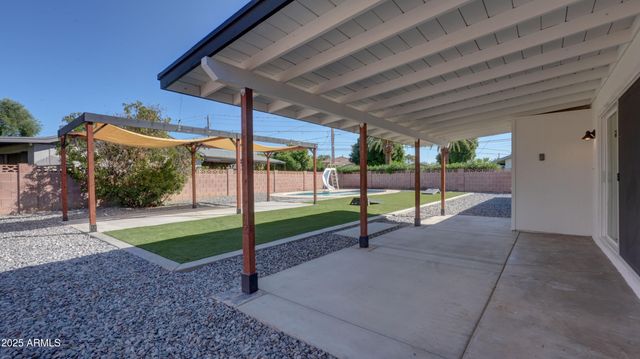8829 N 17TH Avenue, Phoenix, AZ 85021