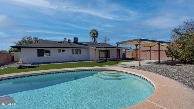 8829 N 17TH Avenue, Phoenix, AZ 85021