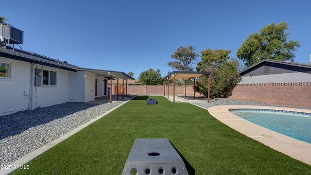 8829 N 17TH Avenue, Phoenix, AZ 85021