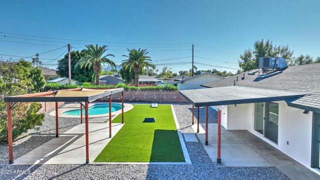 8829 N 17TH Avenue, Phoenix, AZ 85021