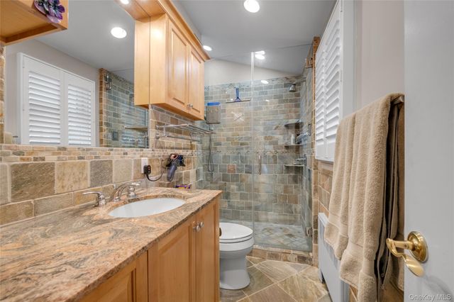 87 Teed Street, South Huntington, NY 11746