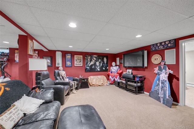 87 Teed Street, South Huntington, NY 11746