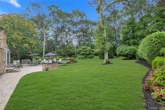 87 Teed Street, South Huntington, NY 11746