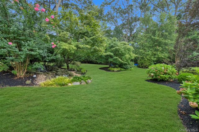 87 Teed Street, South Huntington, NY 11746