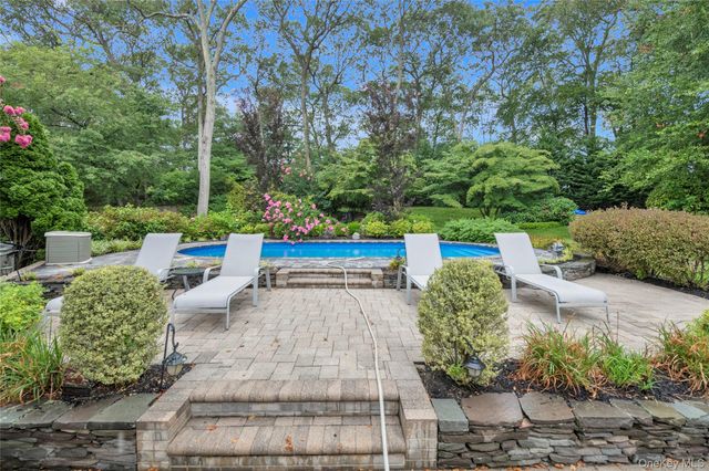 87 Teed Street, South Huntington, NY 11746