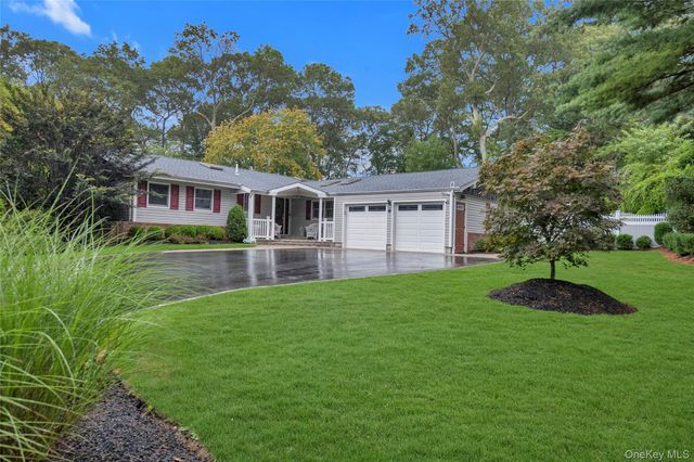 87 Teed Street, South Huntington, NY 11746
