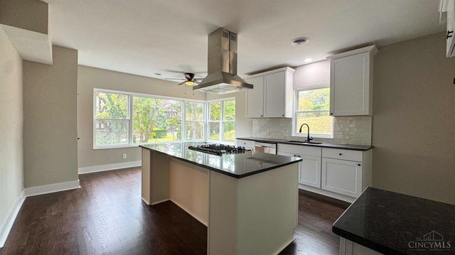 2935 Lafeuille Avenue, Cincinnati, OH 45211