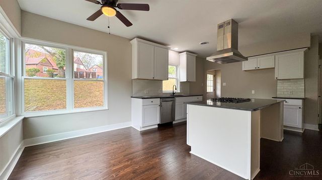 2935 Lafeuille Avenue, Cincinnati, OH 45211