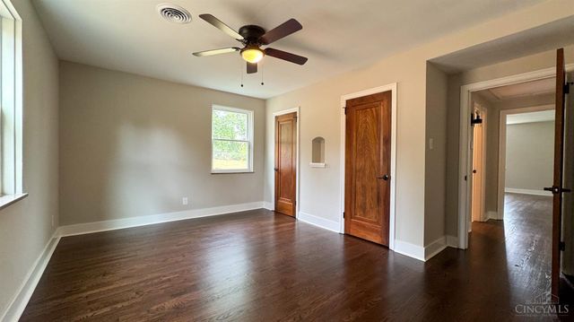 2935 Lafeuille Avenue, Cincinnati, OH 45211