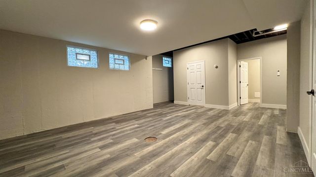 2935 Lafeuille Avenue, Cincinnati, OH 45211