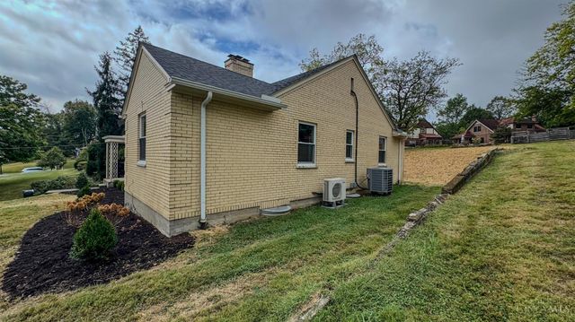 2935 Lafeuille Avenue, Cincinnati, OH 45211